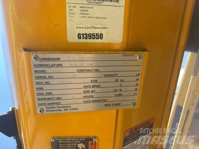 Hyster V35ZMU 中端式装载机