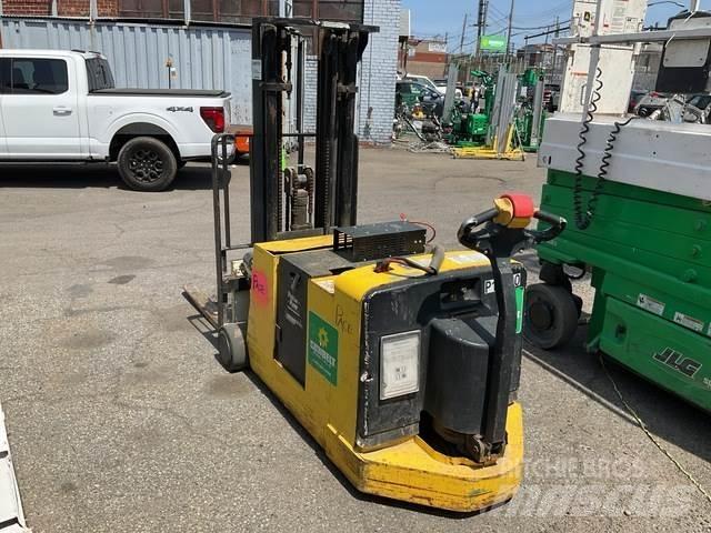 Hyster W30ZC 行走式堆垛机