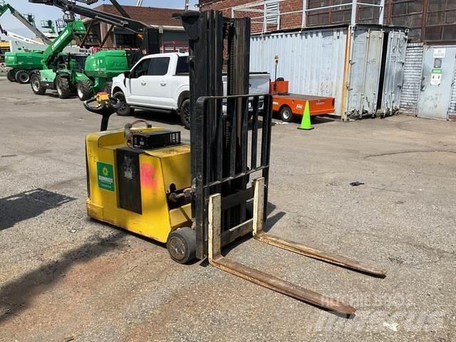 Hyster W30ZC 行走式堆垛机