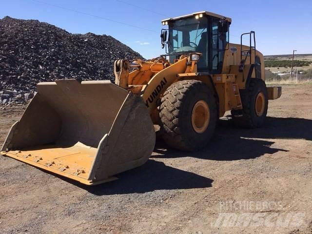 Hyundai HL975 轮式装载机