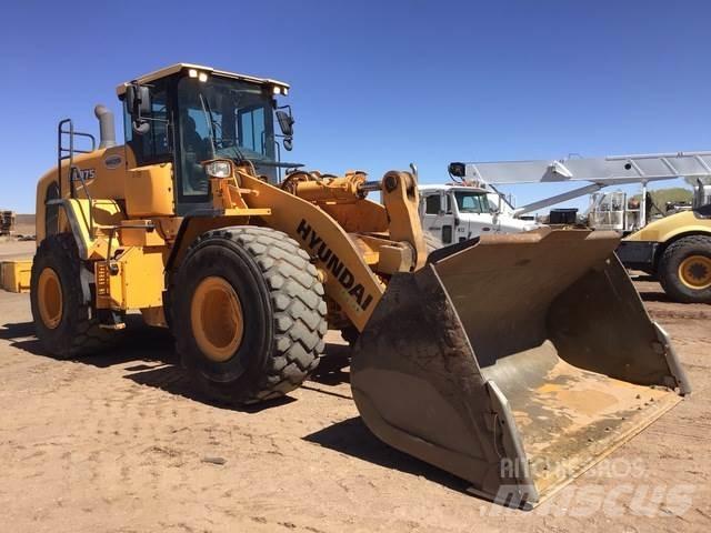 Hyundai HL975 轮式装载机