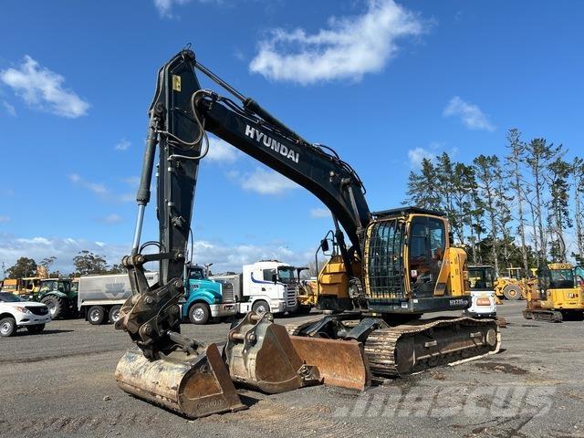 Hyundai HX235L 履带挖掘机