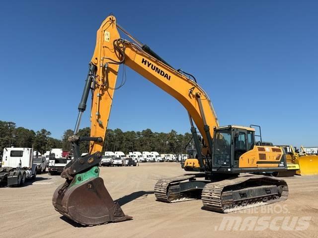 Hyundai HX380L 履带挖掘机