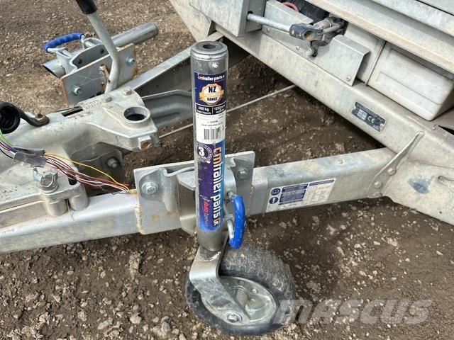 Ifor Williams  清障车