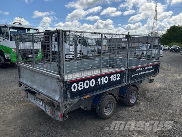 Ifor Williams  清障车