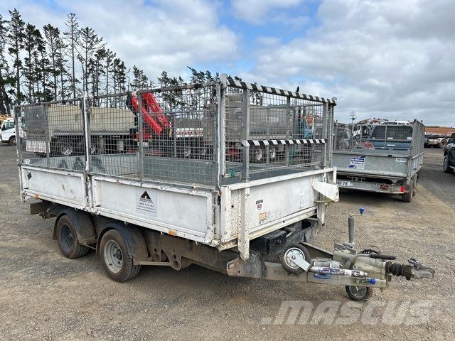 Ifor Williams  清障车