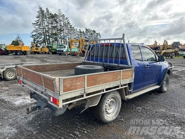 Isuzu D-Max 皮卡车