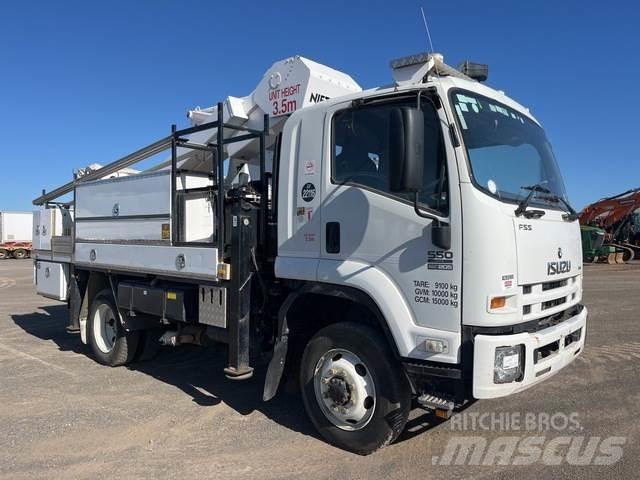 Isuzu FSS550 车载式高空作业车