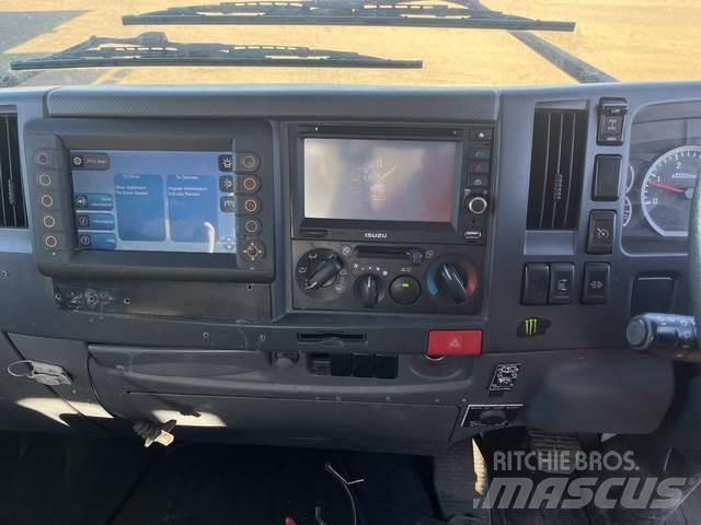 Isuzu FSS550 车载式高空作业车