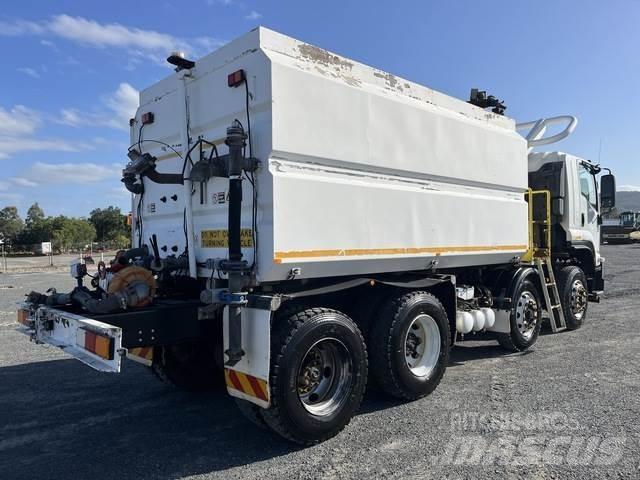Isuzu FVH2000 水罐车