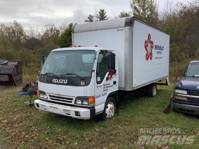 Isuzu NPR 厢式货车
