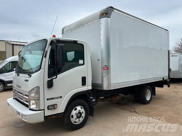 Isuzu NPR 厢式货车