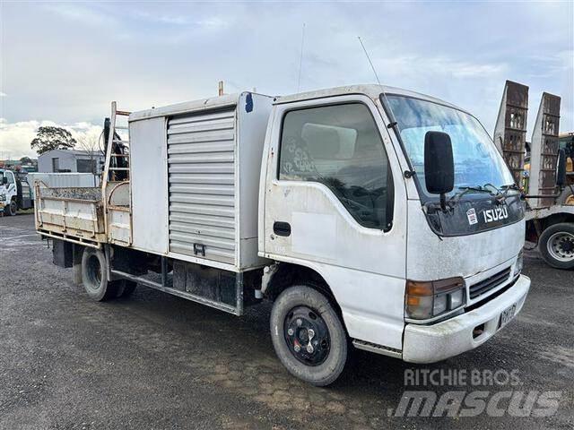 Isuzu NPR 350 平板栏板货车