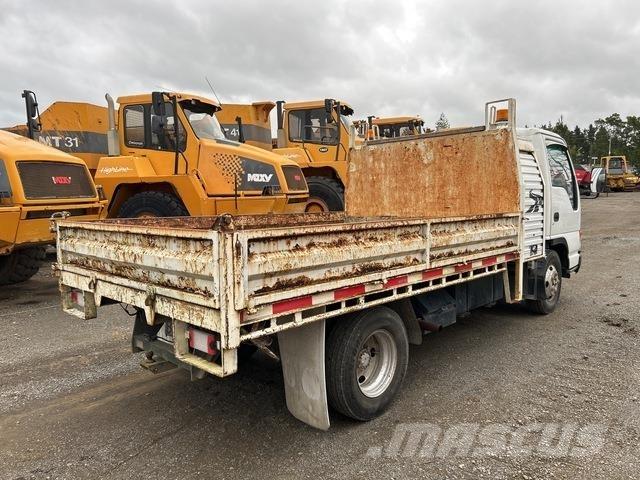 Isuzu NPR 350 自卸式货车