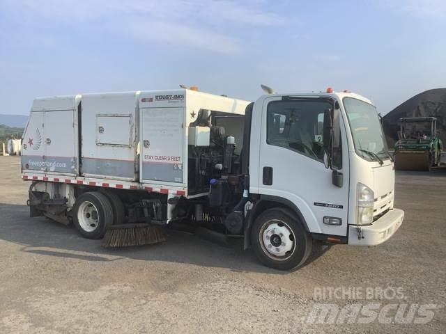 Isuzu NQR 道路清扫车