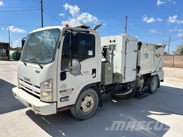 Isuzu NQR 道路清扫车