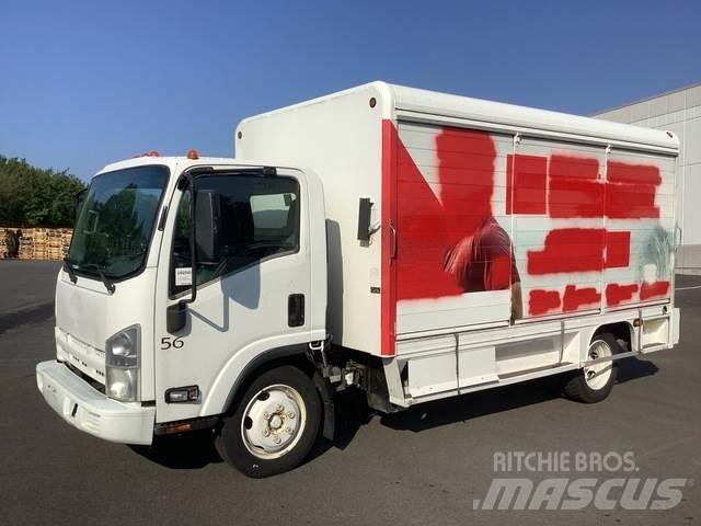 Isuzu NRR 饮料运输车