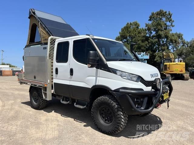 Iveco Daily 平板栏板货车