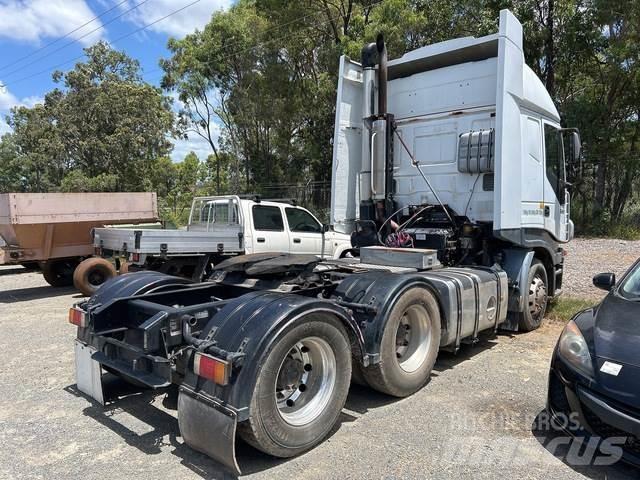 Iveco Stralis 牵引车