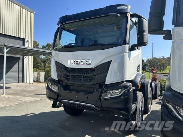 Iveco T Way 平板车