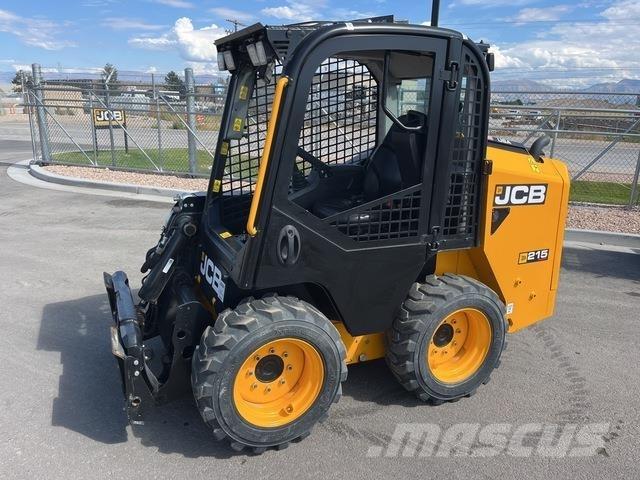 JCB 215 滑移装载机