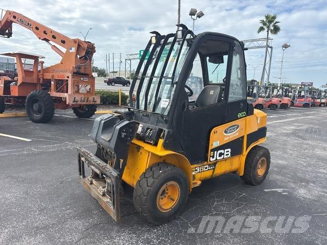 JCB 35D 4X4 T4 伸缩臂叉装车|叉装车