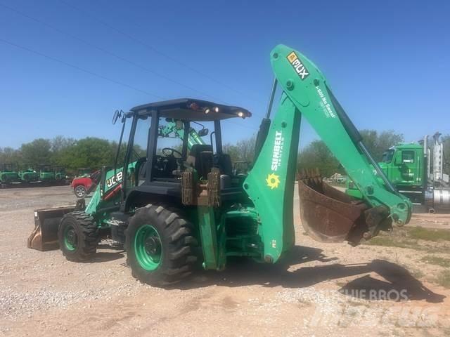 JCB 3CX 反铲装载机