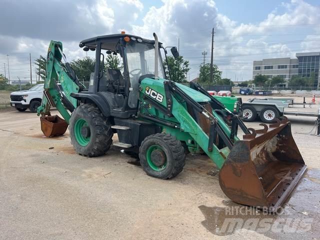 JCB 3CX 反铲装载机
