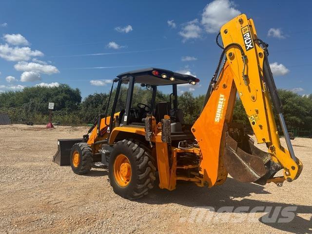 JCB 3CX 反铲装载机