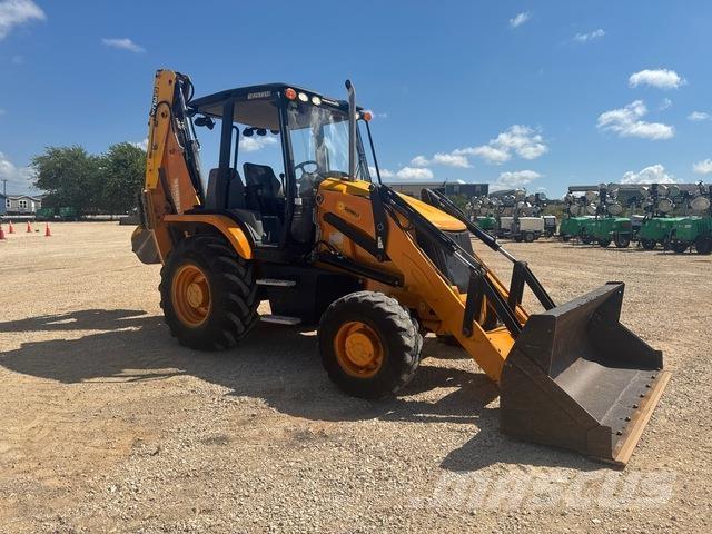 JCB 3CX 反铲装载机