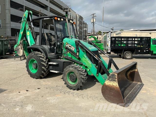 JCB 3CX 反铲装载机