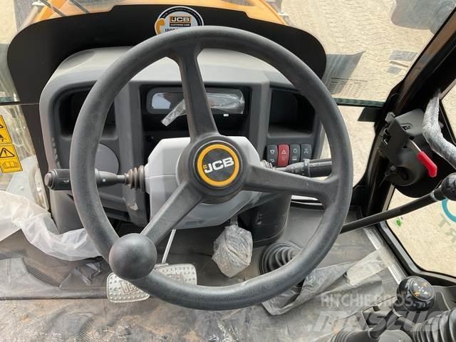 JCB 3DX 反铲装载机