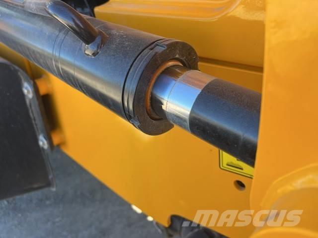 JCB 3DX 反铲装载机