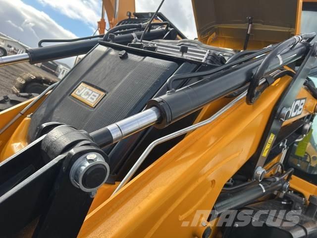 JCB 3DX 反铲装载机