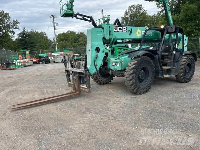 JCB 507-42 伸缩臂叉装车|叉装车