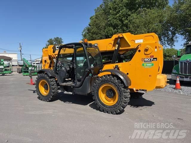 JCB 507-42 伸缩臂叉装车|叉装车