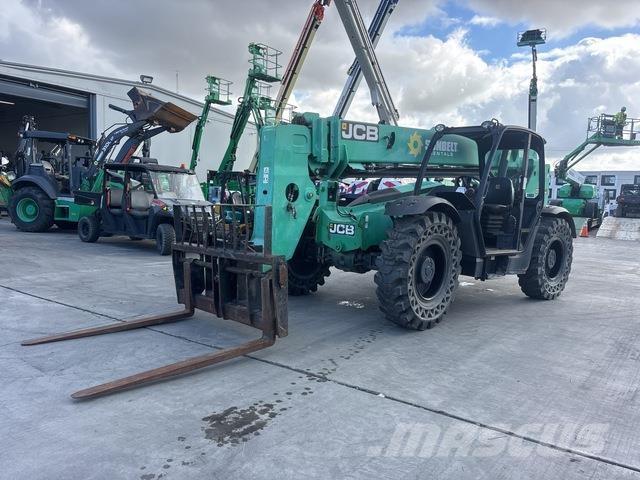 JCB 507-42 伸缩臂叉装车|叉装车