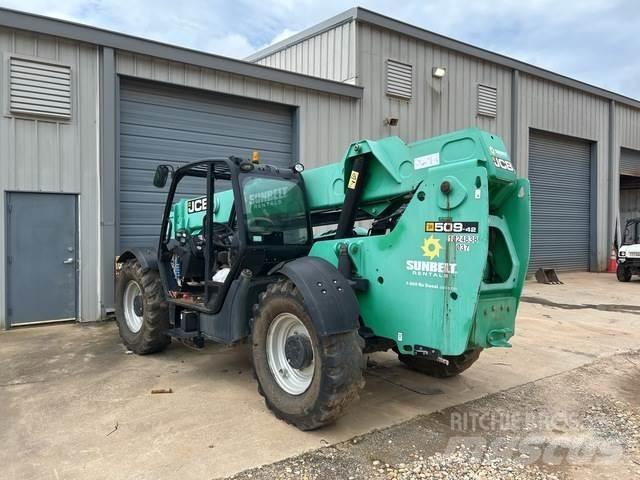 JCB 509.42 伸缩臂叉装车|叉装车
