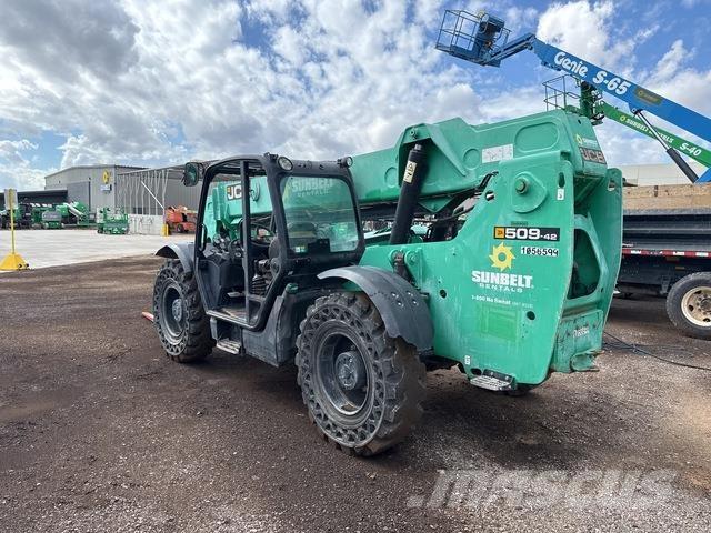 JCB 509-42 伸缩臂叉装车|叉装车