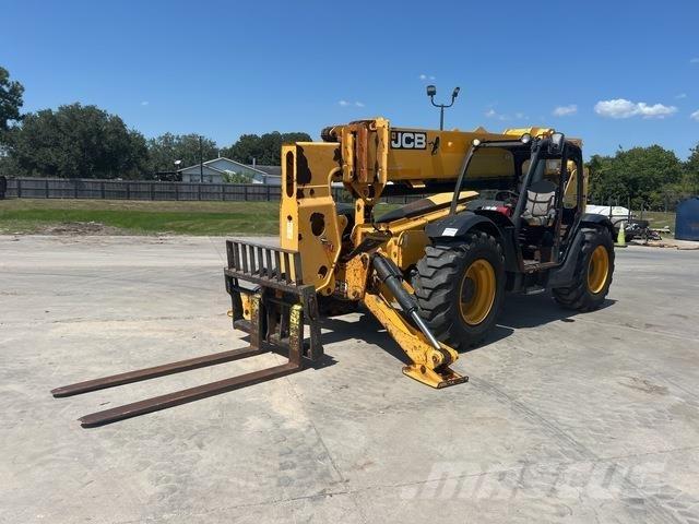 JCB 510-56 伸缩臂叉装车|叉装车