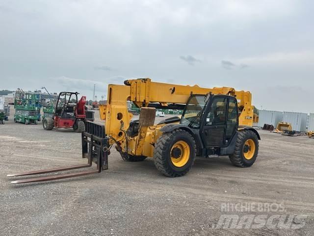 JCB 512-56 伸缩臂叉装车|叉装车