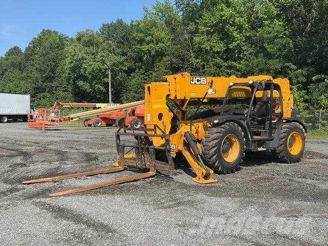 JCB 512-56 伸缩臂叉装车|叉装车