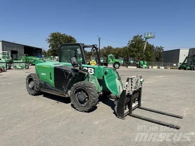 JCB 525-60 伸缩臂叉装车|叉装车