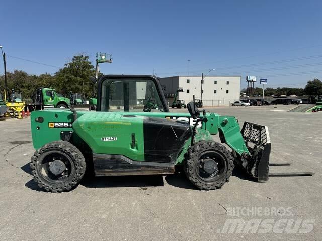 JCB 525-60 伸缩臂叉装车|叉装车