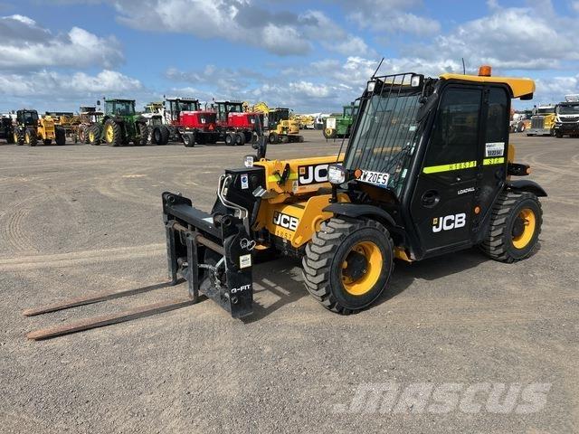 JCB 525-60 伸缩臂叉装车|叉装车