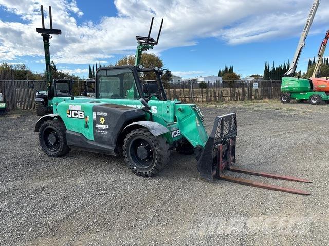 JCB 525-60 伸缩臂叉装车|叉装车