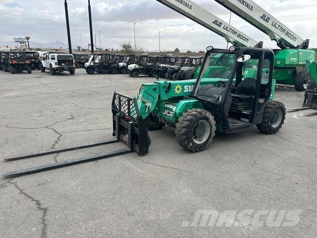 JCB 525-60 伸缩臂叉装车|叉装车