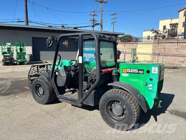 JCB 525-60 伸缩臂叉装车|叉装车