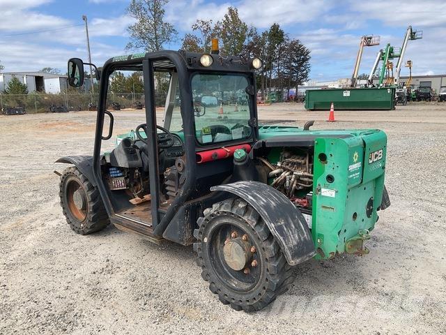 JCB 525-60 伸缩臂叉装车|叉装车