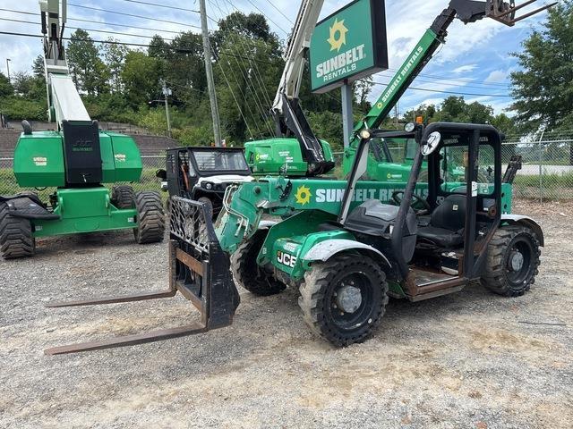 JCB 525-60T4 伸缩臂叉装车|叉装车
